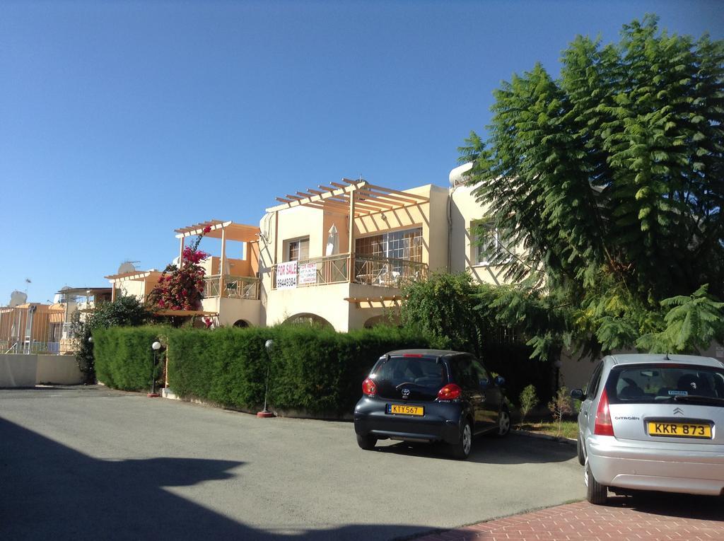 Santa Barbara Complex Apartment Limassol Exterior foto